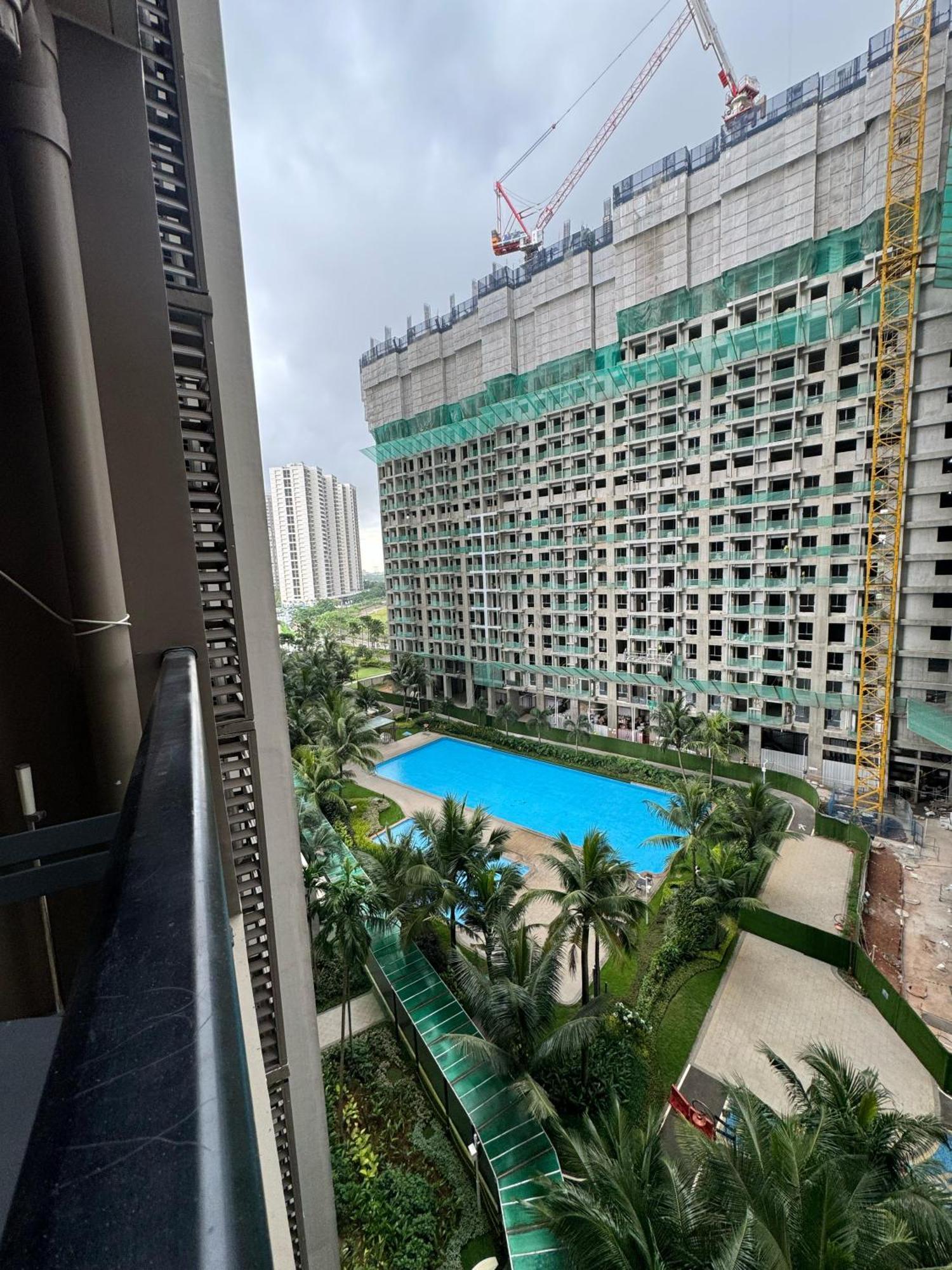 Stay N Cozy Apartemen Sky House Bsd By Sm Room Samporo Екстериор снимка